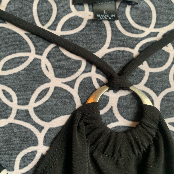 BCX Black & white layered surplice top, metal ring  | large - Picture 5 of 6